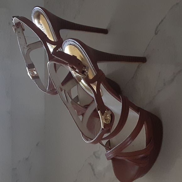 🆕️ MICHAEL  Michael Kors NWT Caramel Brown Size 7M Platform Stiletto Heel Shoes - Picture 4 of 14